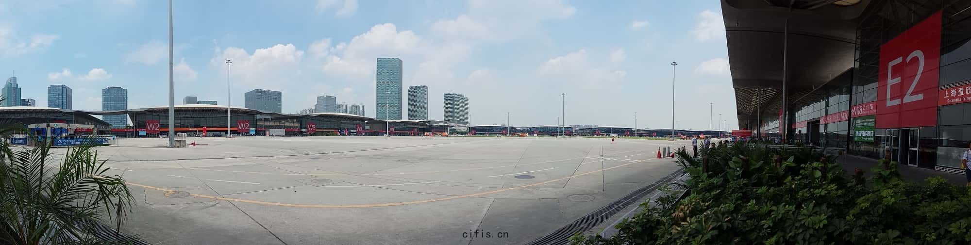 上海新國(guó)際博覽(lǎn)中(zhōng)心全(quán)景圖