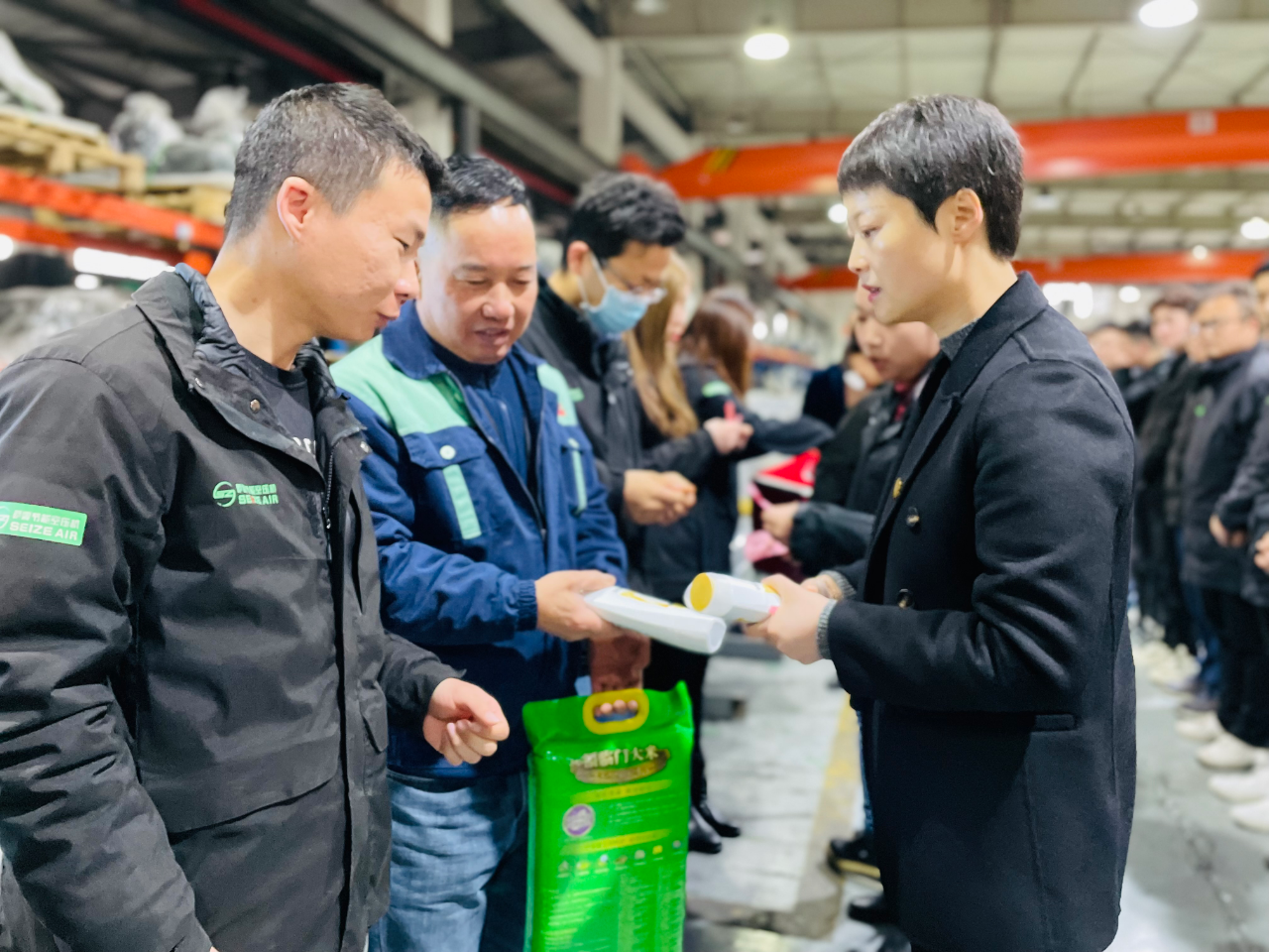 薩震智能節(jié)能(néng)空壓(yā)機1月-2月積分頒獎典禮