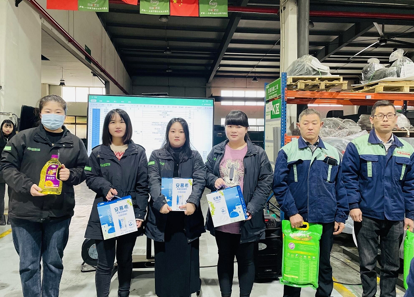 薩(sà)震(zhèn)智能節能空壓機1月(yuè)-2月積分頒(bān)獎(jiǎng)典禮(lǐ)